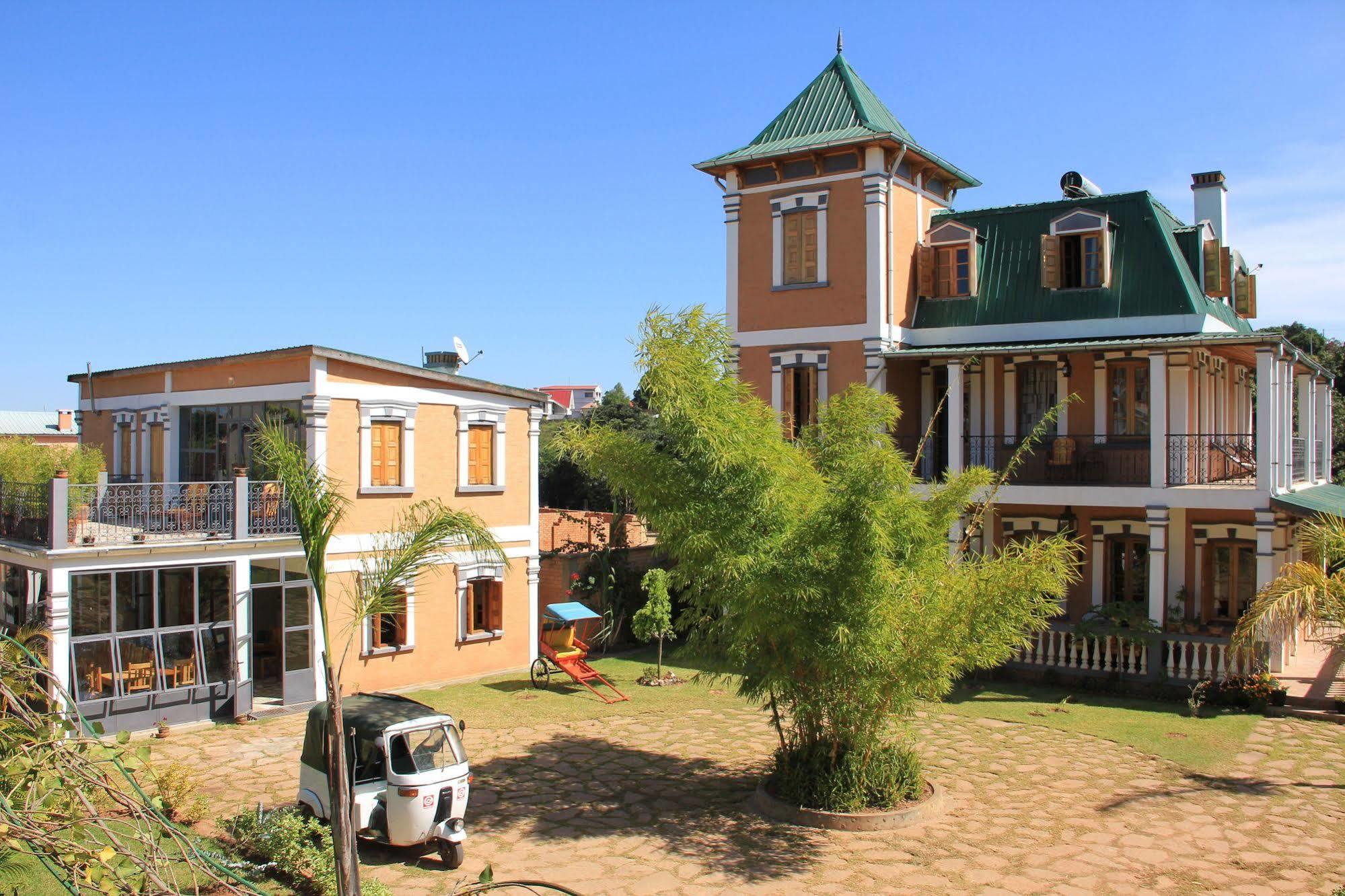 Meva Guesthouse Antananarivo Exterior foto